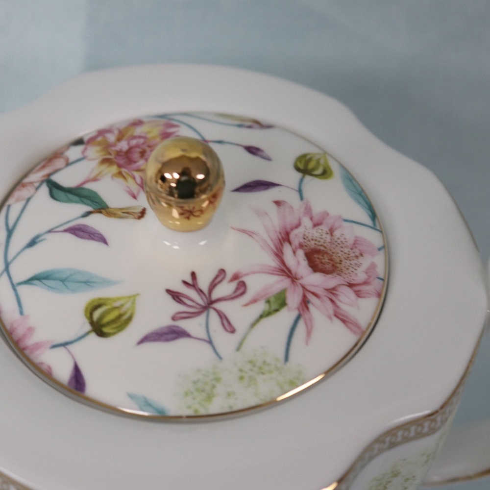 GRACE TEAWARE BOTANICAL PARADISE BIRDS FLORAL PORCELAIN COFFEE TEAPOT - NEW - Picture 4 of 8